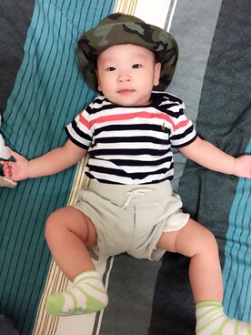 「GAP（ギャップ）のアイテム（ハット、グリーン系）」を使った、Jill & Willieさん（キッズ）の夏コーディネート