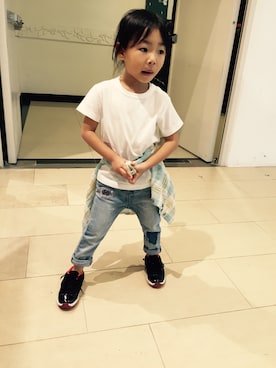 「LOVFEE（ラッフィ）のアイテム」を使った、Jill & Willieさん（キッズ・90cm）の秋コーディネート