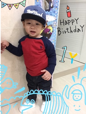 「H&M（エイチ・アンド・エム）のアイテム（キャップ、ブルー系）」を使った、Jill & Willieさん（キッズ）の春コーディネート