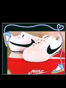 「NIKE（ナイキ）のアイテム（スニーカー、ホワイト系）」を使った、Jill & Willieさん（キッズ）の春コーディネート