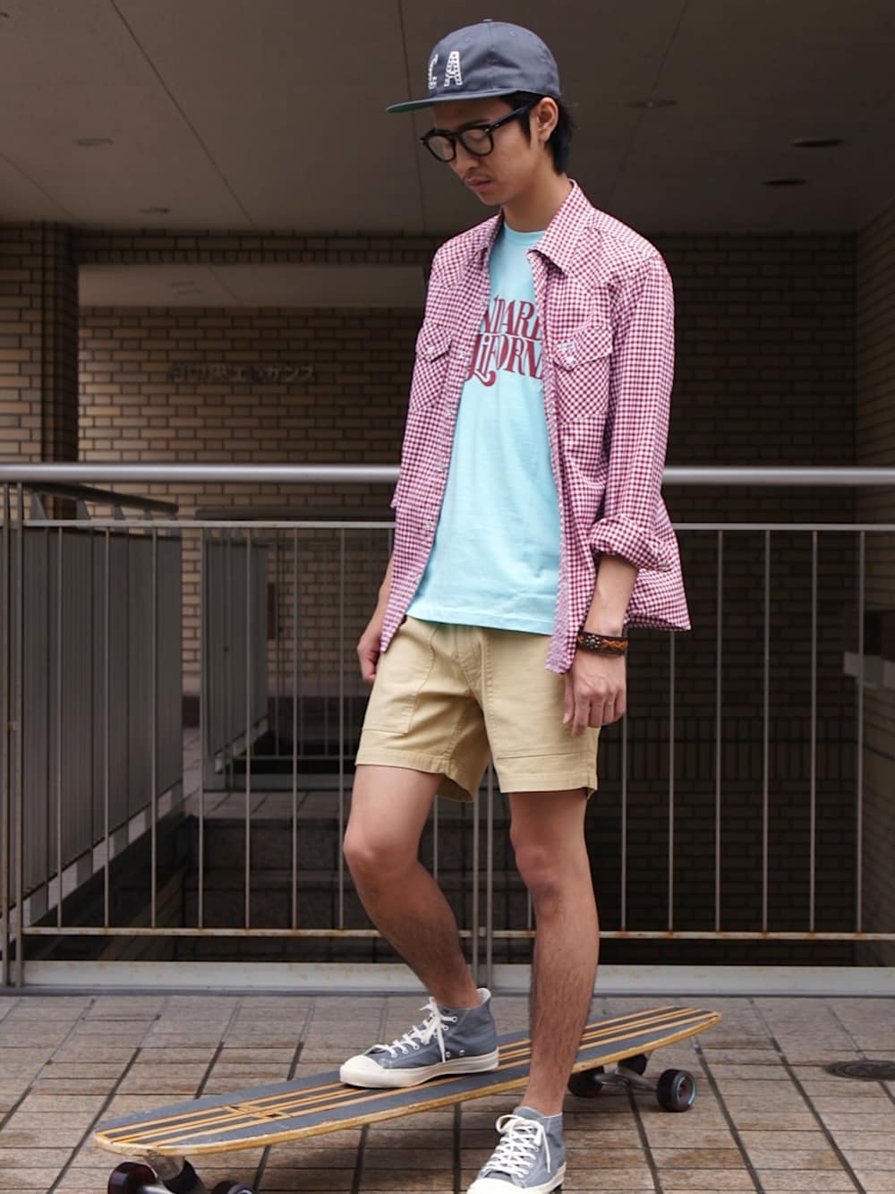 「 HTC、 ANACHRONORM、STANDARD CALIFORNIA」｜「STANDARD CALIFORNIAのJEFF FOR SD T-SHIRT（Tシャツ/カットソー、グリーン系）」を使った、DOGDAYSさん（メンズ・172cm）の夏コーディネートの1枚目の写真