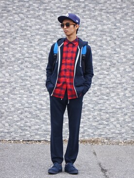 「REIGNING CHAMP（レイニングチャンプ）のアイテム（パーカー）」を使った、DOGDAYSさん（メンズ・172cm）の夏コーディネート