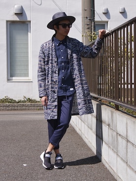 「White Mountaineering」｜「アイテム（チェスターコート）」を使った、DOGDAYSさん（メンズ・172cm）の春コーディネート
