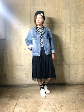 「アイテム（デニムジャケット）」を使った、Emilyさん（レディース・162cm）の冬コーディネート