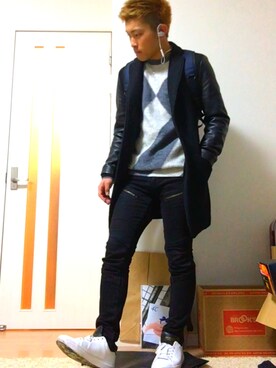 「金髪」｜「アイテム（ダウンジャケット/コート）」を使った、Shunpeiさん（メンズ・165cm）の秋コーディネート