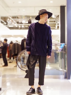 「ツバ広ハット」｜アライ@youtubeさん（メンズ・176cm）の秋コーディネート