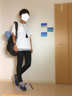 「黒リュック」｜「アイテム（アクセサリー）」を使った、あきさん（メンズ・170cm）の夏コーディネート