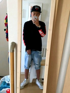 Kalassy Nikoffさんのコーディネート