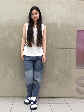 「BEAMS BOY（ビームスボーイ）のアイテム（サンダル）」を使った、MARUERIさん（レディース・164cm）の春コーディネート