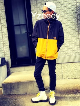 Yzeeeyさんのコーディネート