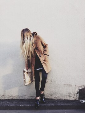 「Ameri（アメリ）のアイテム（クラッチバッグ）」を使った、Lilyさん（レディース・160cm）の冬コーディネート