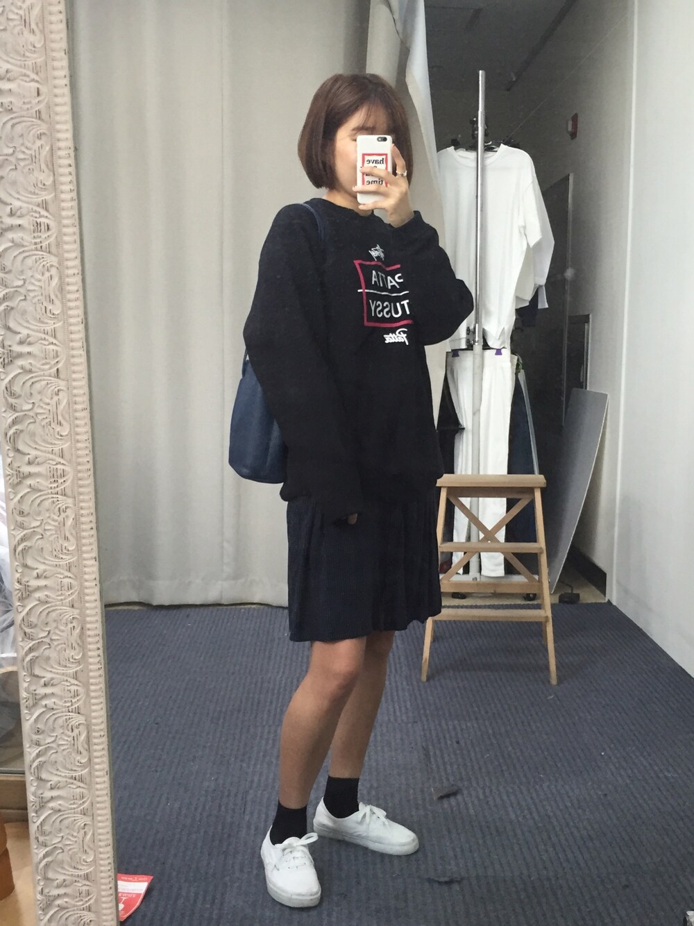 「休日スタイル、カジュアル、ootd、stussy、black、VANS、데일리룩」｜「STUSSYのアイテム（スウェット、ブラック系）」を使った、jirong_kさん（レディース・170cm）の春コーディネートの1枚目の写真