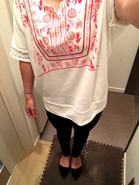 「a.g.plusのアイテム（Tシャツ/カットソー、ホワイト系）」を使った、ゆんさん（レディース・159cm）の秋コーディネート