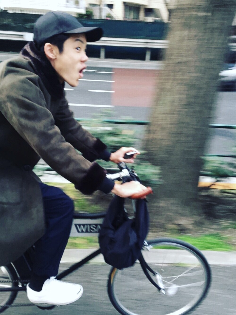 jones new yorkのチェスターコートを使ったメンズ人気ファッション