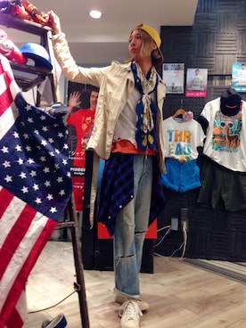 「Abercrombie&Fitch（アバークロンビーアンドフィッチ）のアイテム（トレンチコート）」を使った、Kei :Pさん（メンズ・178cm）の夏コーディネート