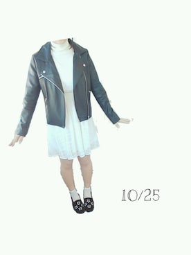 「白ワンピ」｜「アイテム（ジャケット/アウター）」を使った、ひろこさん（レディース・158cm）の秋コーディネート