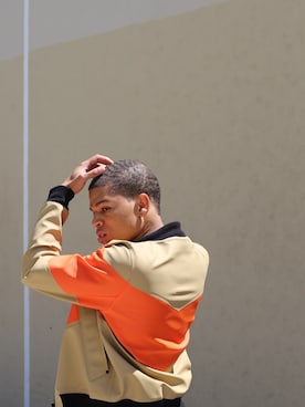 「STUTTERHEIM（ストゥッテルハイム）のアイテム（その他アウター）」を使った、Malikさん（メンズ・175cm）の秋コーディネート