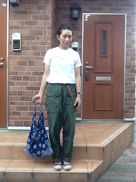 「赤スニーカー」｜ちっちさん（レディース・163cm）の夏コーディネート