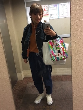 「ハイカット」｜「アイテム（ブルゾン）」を使った、ちっちさん（レディース・163cm）の冬コーディネート