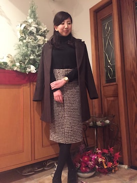 「ひざ丈スカート」｜「アイテム（チェスターコート）」を使った、mayuさん（レディース・159cm）の秋コーディネート
