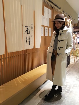 「EMODA（エモダ）のアイテム（イヤリング）」を使った、AnnyYeungさん（レディース・168cm）の冬コーディネート