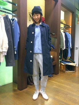 「アイテム（その他シューズ、グレー系）」を使った、Kaoriさん（レディース・166cm）の春コーディネート