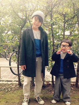 「ZARA KIDSのアイテム（チェスターコート）」を使った、うまくんのかぞくさん（キッズ・90cm）の冬コーディネート