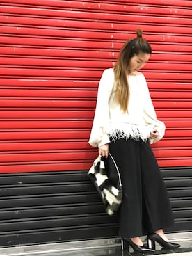 「フェザー」｜「アイテム（スウェット）」を使った、narcissus 神戸店さん（レディース・156cm）の秋コーディネート