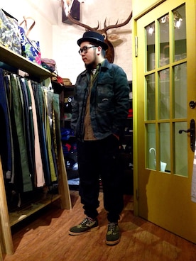 「INTERBREED」｜「アイテム（ジャケット/アウター）」を使った、lesstaiwanさん（メンズ・182cm）の秋コーディネート