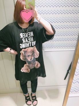 「MILKBOY（ミルクボーイ）のNEVER HEAR BEAR Tシャツ（Tシャツ/カットソー）」を使った、えんさん（レディース・158cm）の秋コーディネート