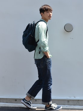 「アイテム（バックパック/リュック）」を使った、並木一樹さん（メンズ・180cm）の春コーディネート