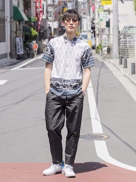 「kolor（カラー）のアイテム」を使った、並木一樹さん（メンズ・180cm）の春コーディネート