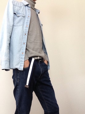 「H&M（エイチ・アンド・エム）のアイテム（シャツ/ブラウス、ブルー系）」を使った、T@kahashiさん（メンズ・177cm）の冬コーディネート