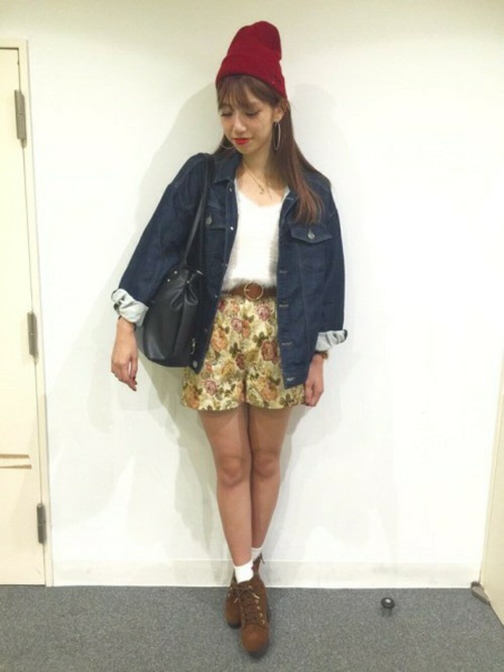 「へザー、ゴブラン、レースアップシューズ、Heather、Gジャン、シャギーニット」｜「HeatherのBIGデニムGジャン　725810（デニムジャケット、ブルー系）」を使った、あきりんさん（レディース・163cm）の秋コーディネートの1枚目の写真