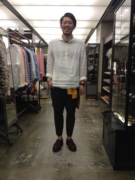 「NANO universe（ナノユニバース）のLinen　プルオーバー（シャツ/ブラウス、ホワイト系）」を使った、嶺山 将也さん（メンズ・171cm）の夏コーディネート