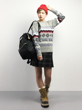 「24SURF_（トゥーフォーサーフ）のアイテム」を使った、阿久津友里さん（レディース・165cm）の冬コーディネート