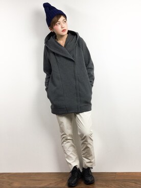 「DOUBLE NAME（ダブルネーム）のアイテム（その他アウター）」を使った、阿久津友里さん（レディース・165cm）の冬コーディネート