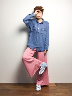 「ハンチング」｜「アイテム（キャップ）」を使った、阿久津友里さん（レディース・165cm）の冬コーディネート