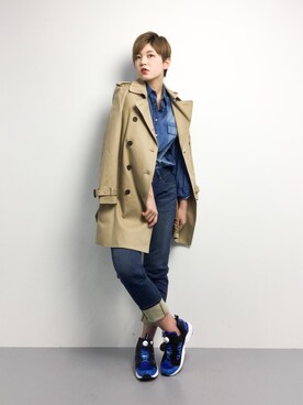 「STUDIOUS（ステュディオス）のアイテム（トレンチコート）」を使った、阿久津友里さん（レディース・165cm）の冬コーディネート