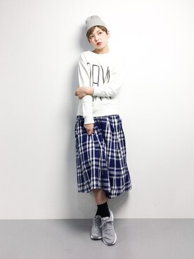 「SINDEE（シンディー）のアイテム」を使った、阿久津友里さん（レディース・165cm）の冬コーディネート
