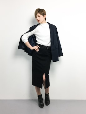 「PLAIN CLOTHING（プレーンクロージング）のアイテム（パンプス）」を使った、阿久津友里さん（レディース・165cm）の冬コーディネート