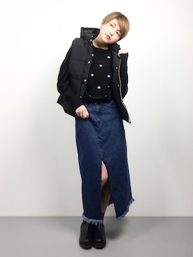 「Factor=（ファクターイコール）のアイテム（スカート）」を使った、阿久津友里さん（レディース・165cm）の冬コーディネート