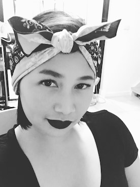 「LOCAL（ローカル）のアイテム」を使った、Chadkaew Deepanyaさん（レディース・154cm）の秋コーディネート