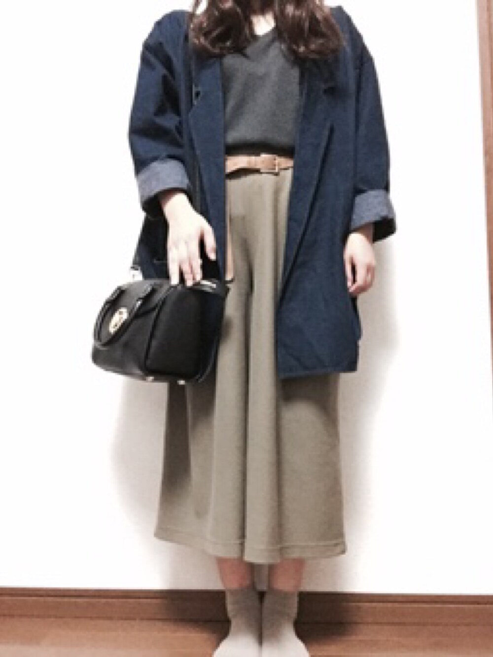 「Kastane」｜「Kastaneの【Kastane】BIGジャケット（その他アウター、ブルー系）」を使った、J ▲さん（レディース・155cm）の秋コーディネートの1枚目の写真