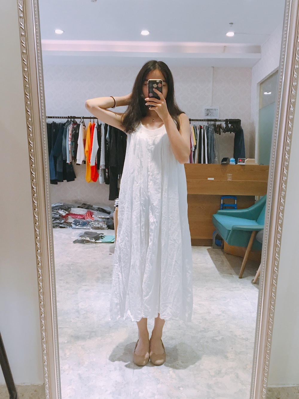 「summer、白、棉麻」｜「nobrandのアイテム（ワンピース、ホワイト系）」を使った、屁颠屁颠蓝星人YYさん（レディース・160cm）の夏コーディネートの1枚目の写真