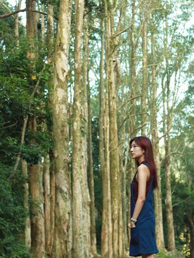 「アイテム（ベスト、レッド系）」を使った、Chaelia さん（レディース・165cm）の秋コーディネート