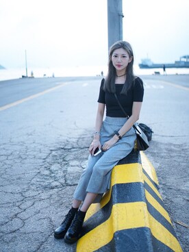 「A land（エーランド）のアイテム（アクセサリー）」を使った、Chaelia さん（レディース・165cm）の春コーディネート