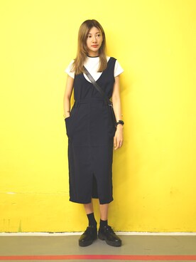 「MONKI（モンキ）のアイテム（シューズ）」を使った、Chaelia さん（レディース・165cm）の秋コーディネート