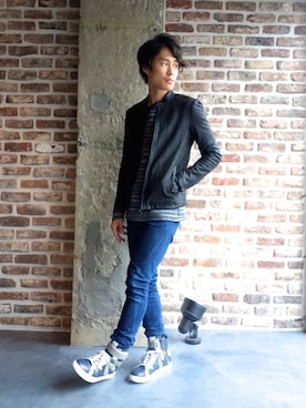 「アイテム（ライダースジャケット）」を使った、ONEPAIRさん（メンズ・173cm・20代）の夏コーディネート
