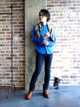 「アイテム（ドレスシューズ、ブラウン系）」を使った、ONEPAIRさん（メンズ・173cm）の冬コーディネート